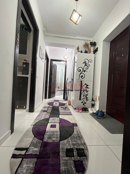 Popesti, Drumul Fermei, 2 camere + curte 40 mp + parcare.